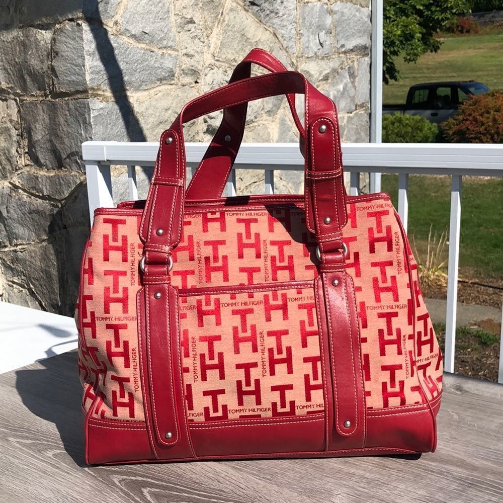 Tommy Hilfiger very large bag tote purse - Picture 1 of 5